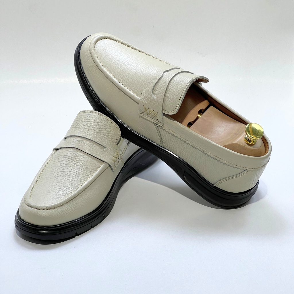 Mocassin Volzaro Ultras Confortable 100% CUIR Grainé BEIGE REF 643