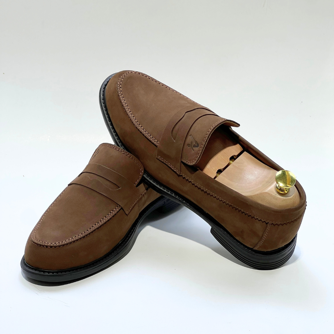 Mocassins Découpe 100% Cuir Nubuck Médical En MARRON REF 332