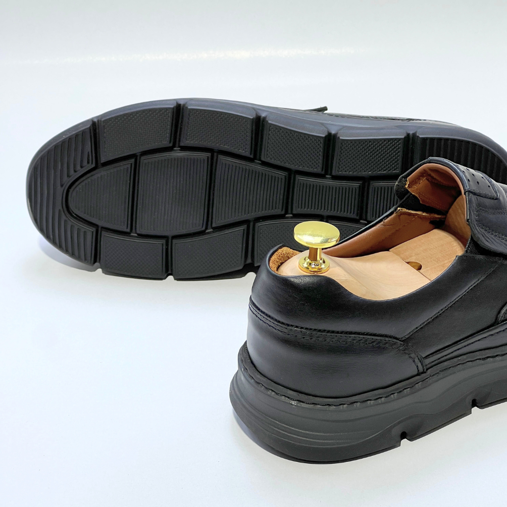 Chaussures Médicales Pour Soins Adaptés 100% cuir NOIR REF 1032