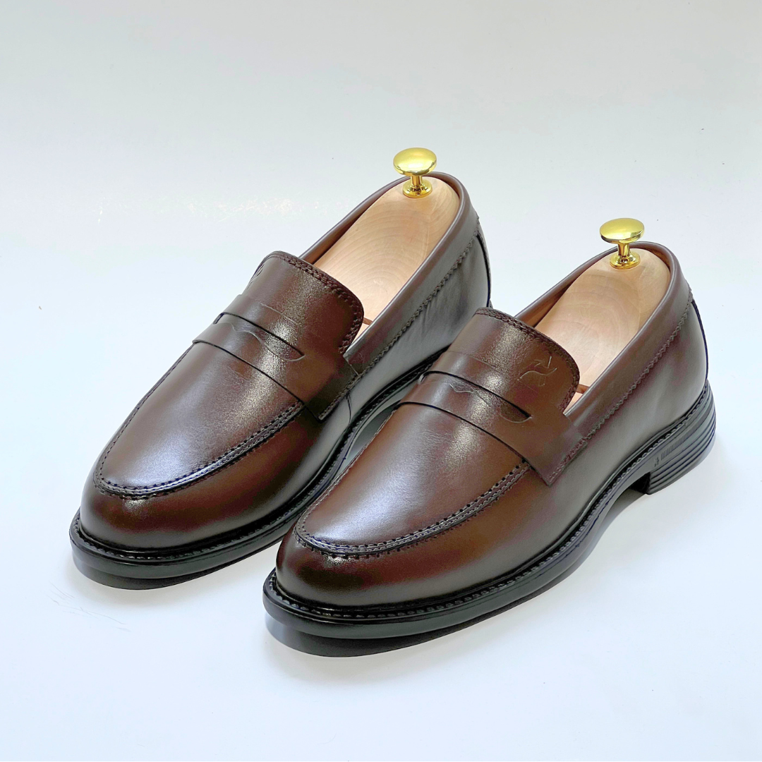 Mocassins Découpe 100% Cuir Médical En MARRON REF 332